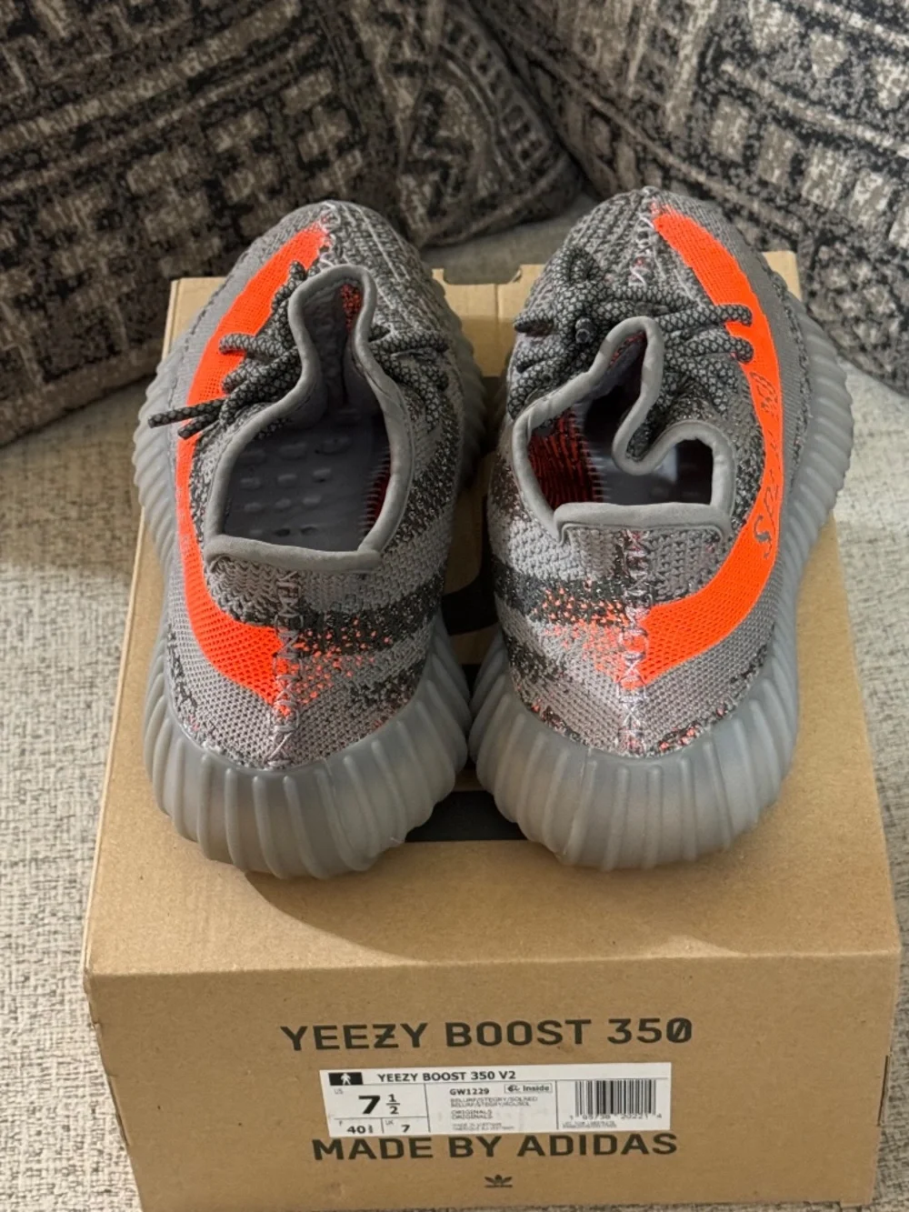 Adidas Yeezy Beluga V2